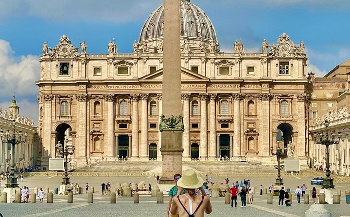 St Peter's Basilica Climb the Dome and Breakfast VIP Early Morning Private Tour