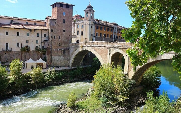 Rome Hop On Hop Off Open Bus + Vatican Museum Sistine Chapel Tour| Fast Track