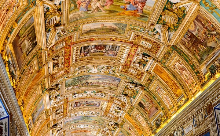 Rome Hop On Hop Off Open Bus + Vatican Museum Sistine Chapel Tour| Fast Track