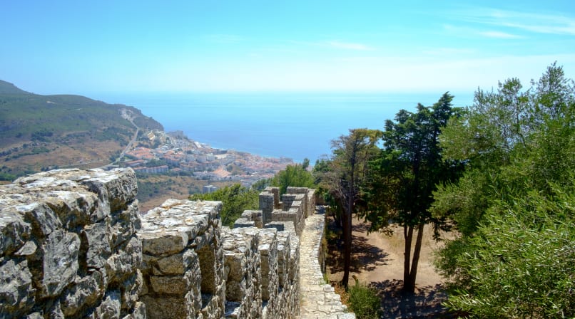 We will visit the Sesimbra Castle, an old Moorish castle (9th century)