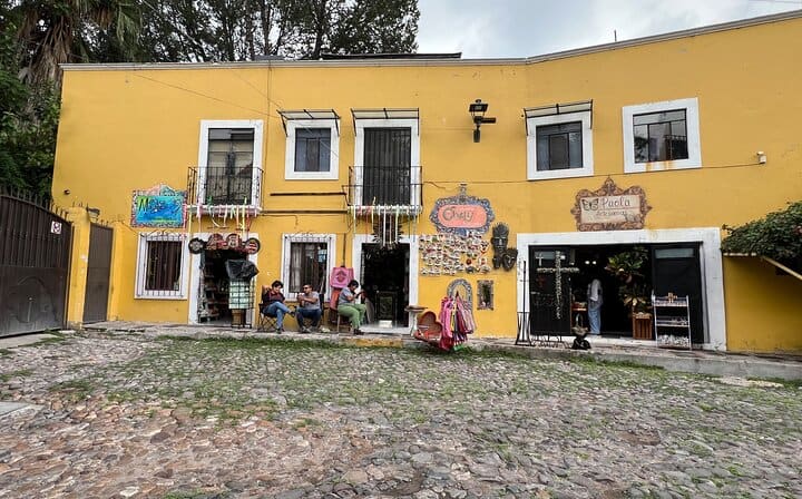 Craft details that tell the everyday story