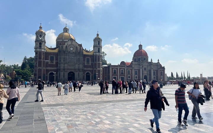 Square in front of the Old Basilica of Guadalupe