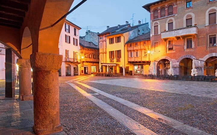 Como Piazza San Fedele