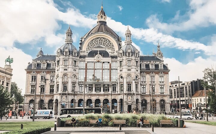 The most spectacular Central Station in the world is in Antwerp