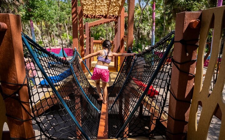 family-beach-fun-activities