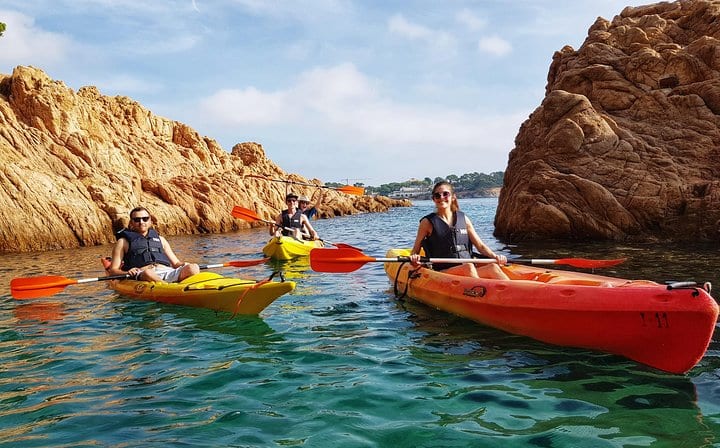 The best outdoor activity in the Costa Brava. Explore the coastline.