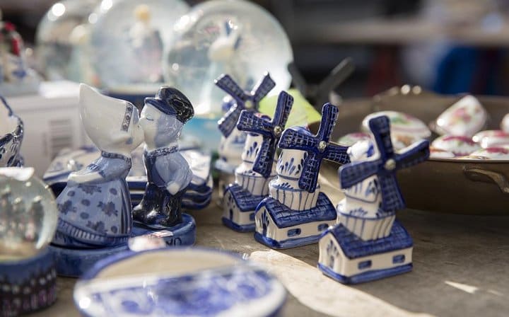Delft blue souvenirs