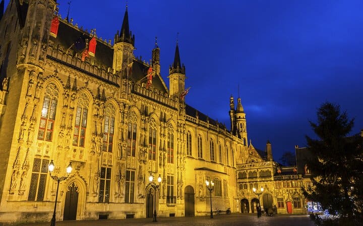 Bruges by night