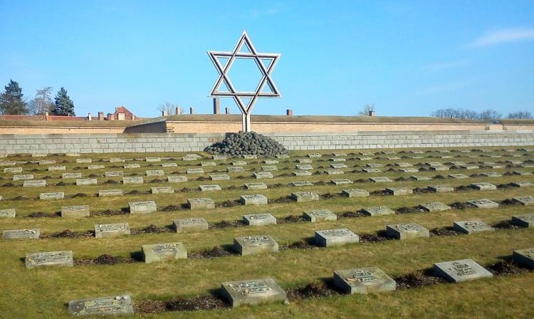 Cementerio Nacional de Terezín