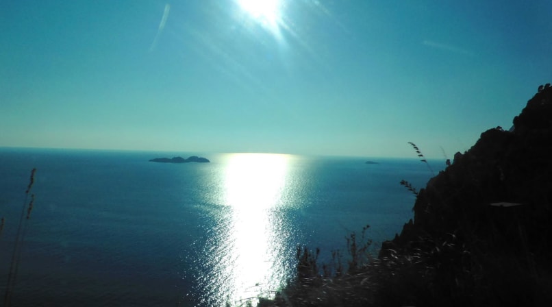 <p>Beautiful Coastline View</p>