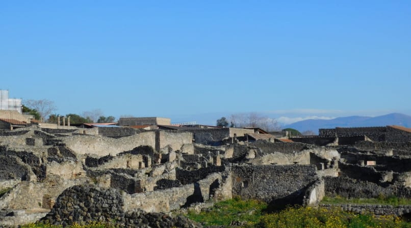<p>Some of the ruins in Pompeii</p>