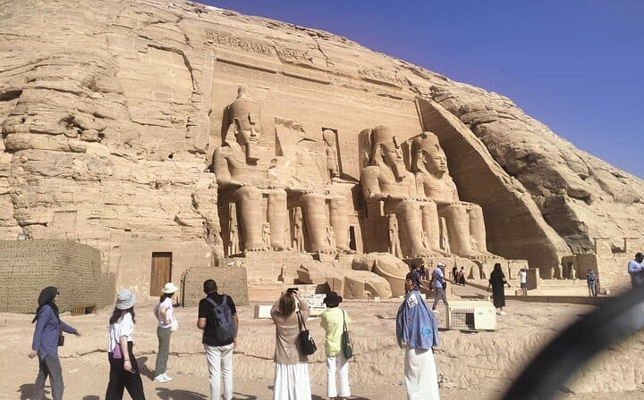 Abu simbel temples