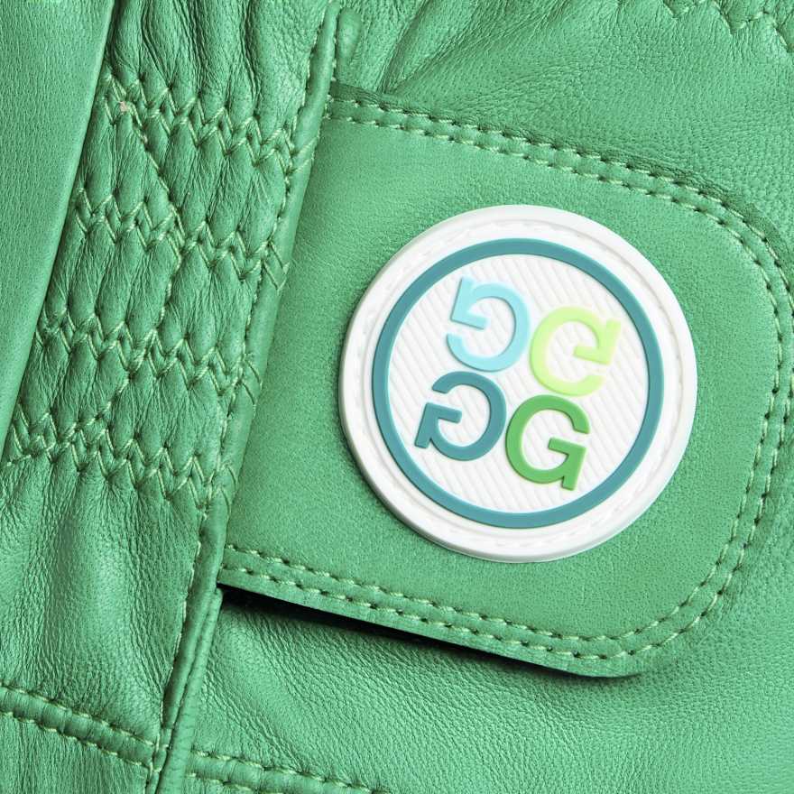 WOMEN'S SIGNATURE GOLF GLOVE in Clover image number 2
