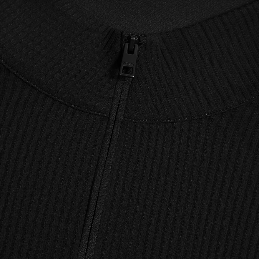 FITTED RIB 1/4 ZIP PULLOVER in Onyx image number 5