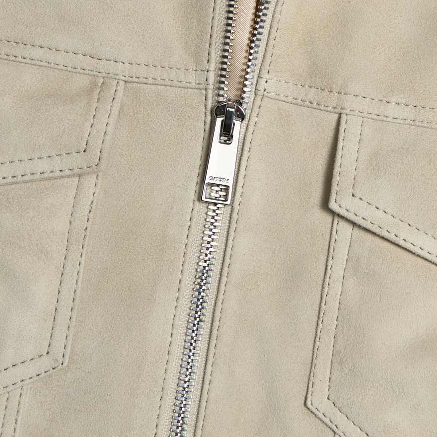 SUEDE TRUCKER JACKET in PUMICE image number 6