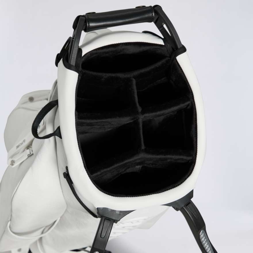 EMBOSSED SKULL & TEES DAYTONA CARRY GOLF BAG in Snow image number 2