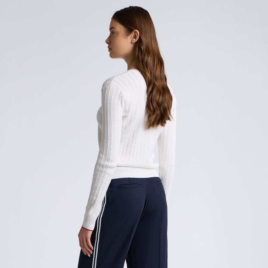 CABLE KNIT COTTON CASHMERE V NECK SWEATER in Snow image number 4