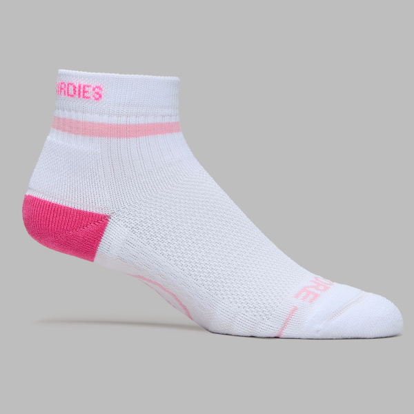 WOMEN'S PRAY FOR BIRDIES QUARTER SOCK in SNOW / KNOCKOUT PINK