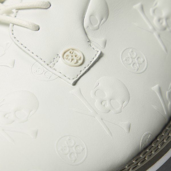 Alternative image of MEN'S GALLIVANTER EMBOSSED SKULL & TEES LEATHER GOLF SHOE in Snow / Charcoal