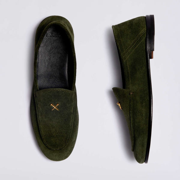 WOMEN'S METAL TEES SUEDE FLEX LOAFER in Pine
