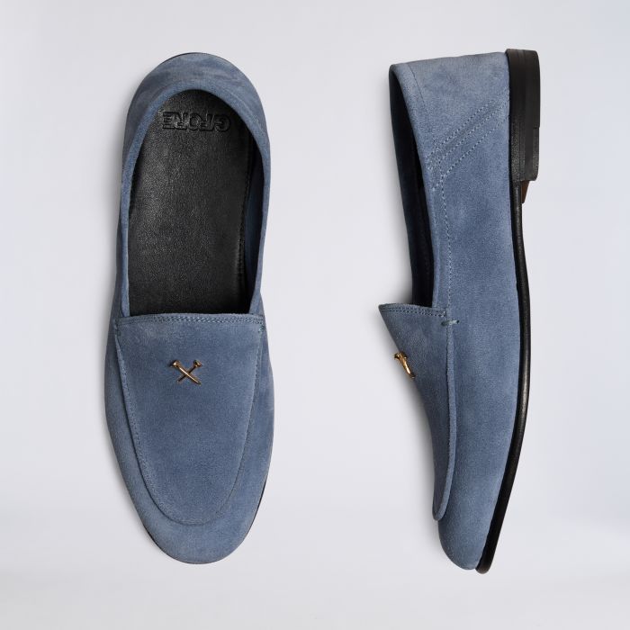 WOMEN'S METAL TEES SUEDE FLEX LOAFER in Willow