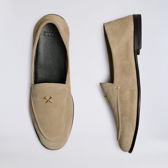 WOMEN'S METAL TEES SUEDE FLEX LOAFER in PUMICE