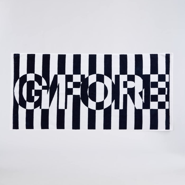 TRIPPY STRIPE GOLF TOWEL in Snow / Twilight