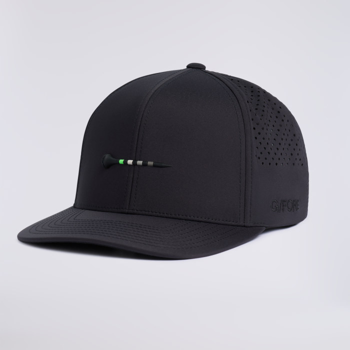 TEE PERFORATED DELTA HAT in Onyx