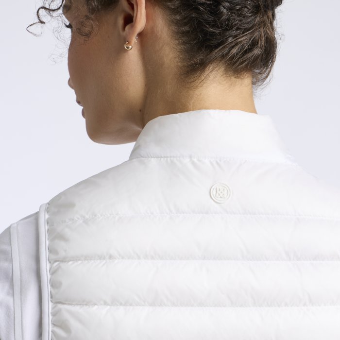 Alternative image of V-DOWN QUILTED STRETCH TECH INTERLOCK VEST in CHALK WHITE