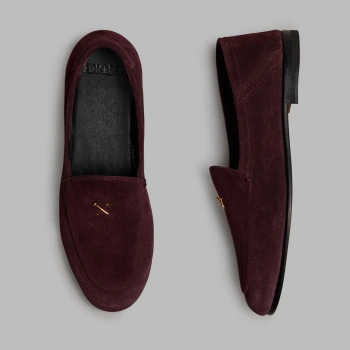 WOMEN'S METAL TEES SUEDE FLEX LOAFER in DARK PLUM