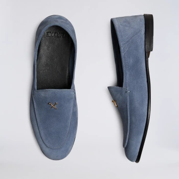 WOMEN'S METAL TEES SUEDE FLEX LOAFER in Willow