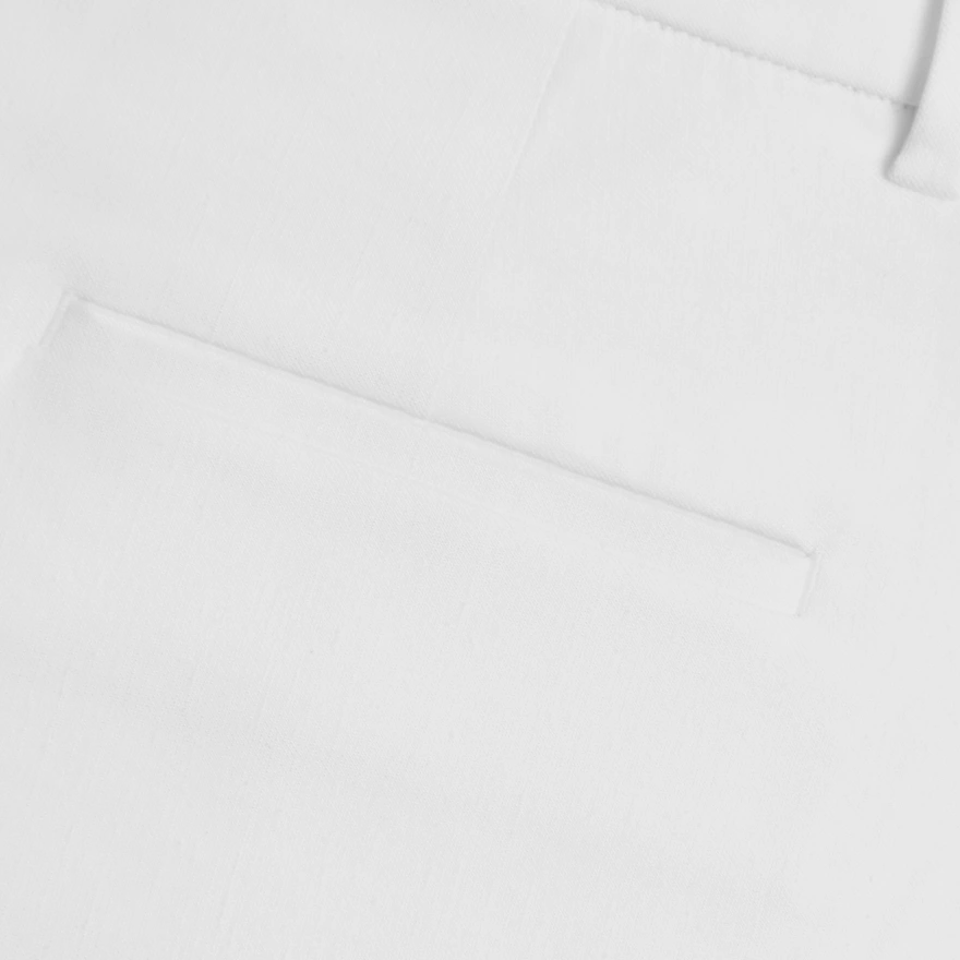 LTD RELEASE LINEN CROPPED PLEATED TROUSER in Snow - Alternate Image 4