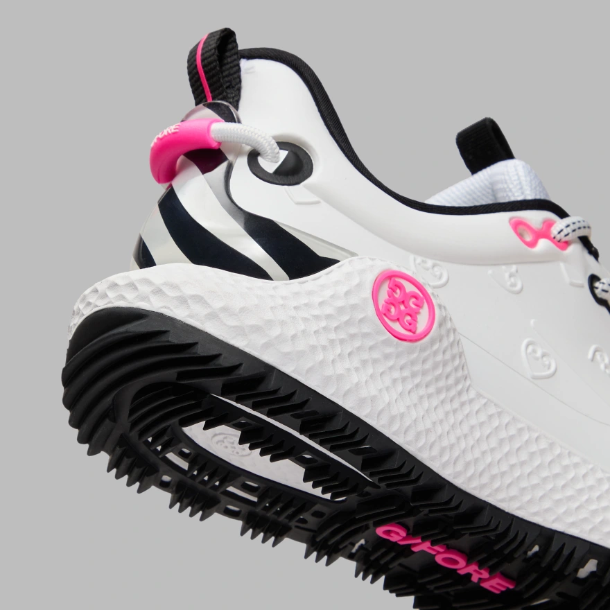 WOMEN'S MG4+ O2 EMBOSSED HEART G'S GOLF SHOE in Snow - Alternate Image 1