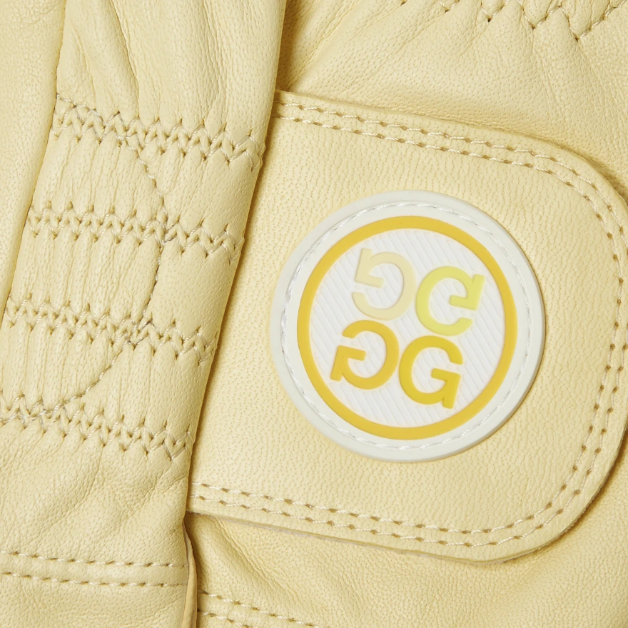 WOMEN'S SIGNATURE GOLF GLOVE in SUNSHINE - Alternate Image 1
