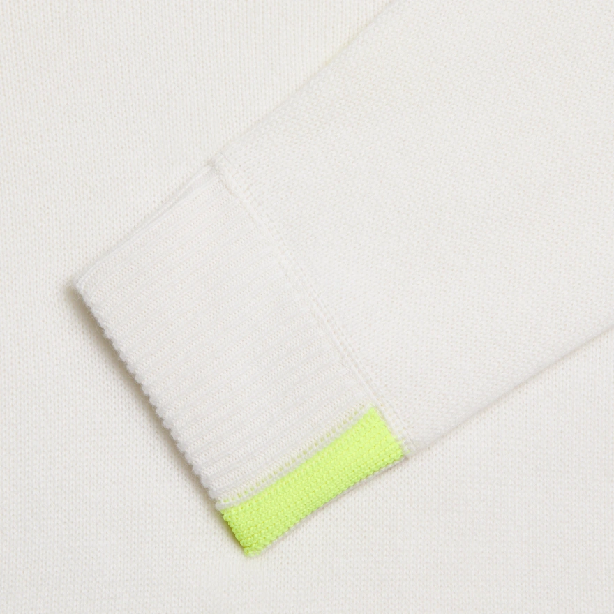 TIPPED CASHMERE CREWNECK SWEATER in CHALK WHITE - Alternate Image 5