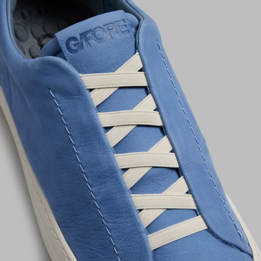 MEN'S ENDEAVOUR SLIP ON LEATHER SNEAKER in Azul - Alternate Image 1