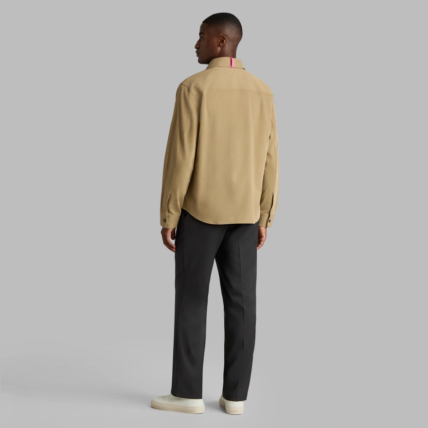 LTD RELEASE STRETCH DRILL OVERSHIRT in DUNE - Alternate Image 3