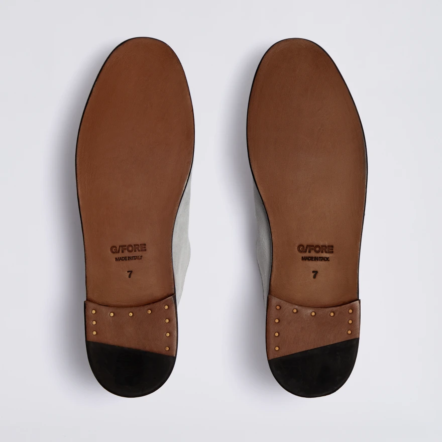 WOMEN'S METAL TEES SUEDE FLEX LOAFER in Nimbus - Alternate Image 2