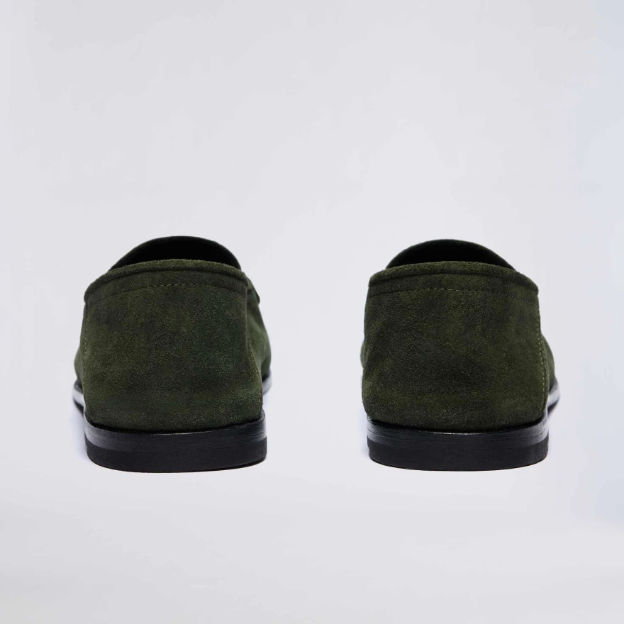 WOMEN'S METAL TEES SUEDE FLEX LOAFER in Pine - Alternate Image 4