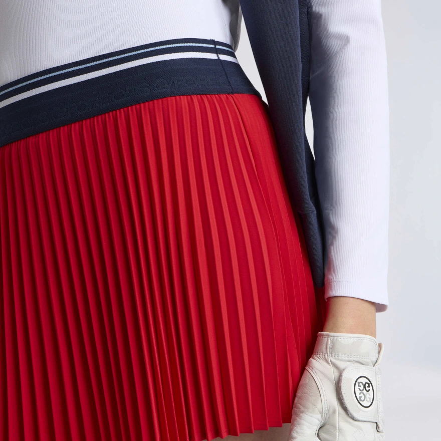 MICROPLEAT STRETCH WOVEN HIGHWAISTED SKORT in Lava - Alternate Image 2