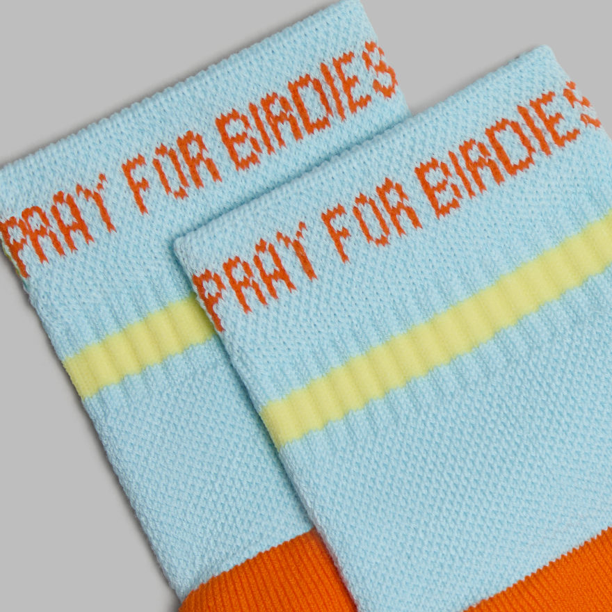 WOMEN'S PRAY FOR BIRDIES QUARTER SOCK in DAYBREAK - Alternate Image 2