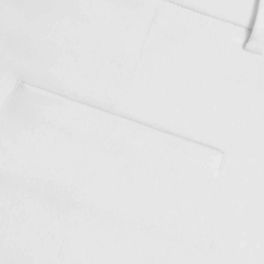 LTD RELEASE LINEN CROPPED PLEATED TROUSER in Snow - Alternate Image 4
