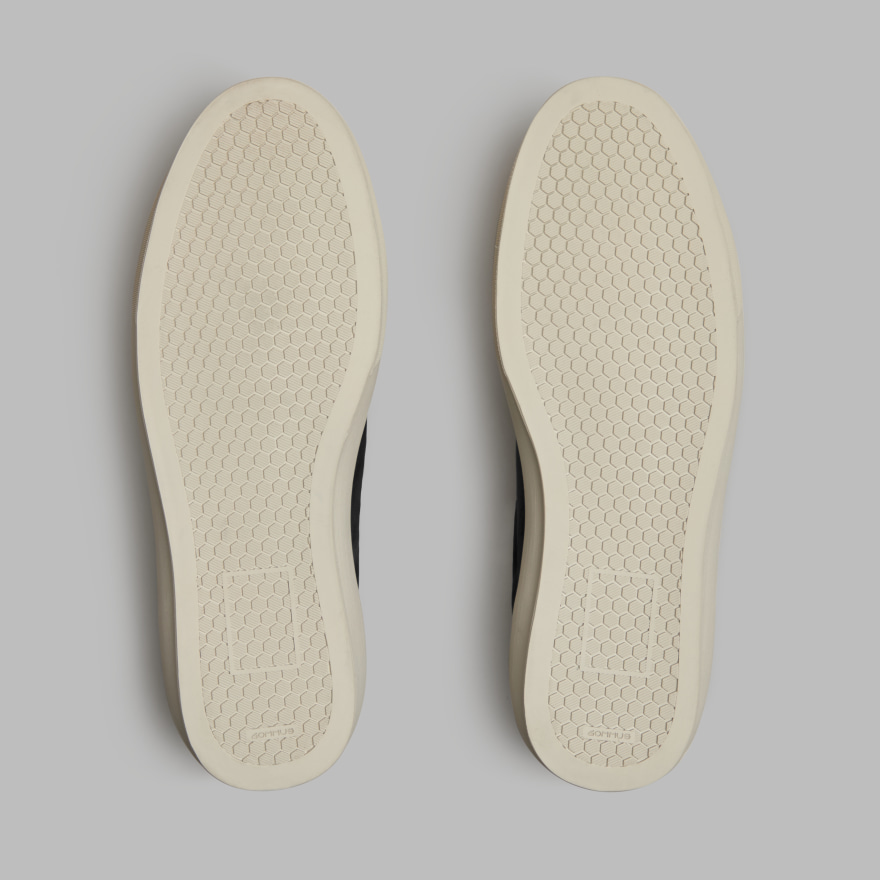 WOMEN'S ENDEAVOUR SLIP ON LEATHER SNEAKER in Onyx - Alternate Image 4