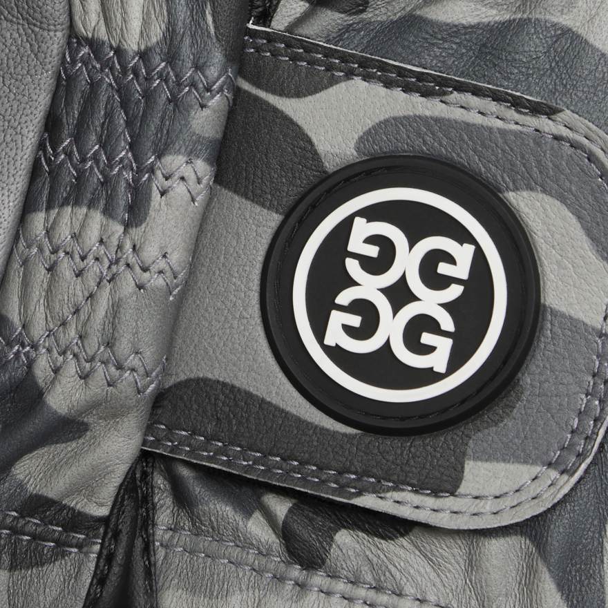 MEN'S SIGNATURE CAMO GOLF GLOVE in Charcoal Camo - Alternate Image 1