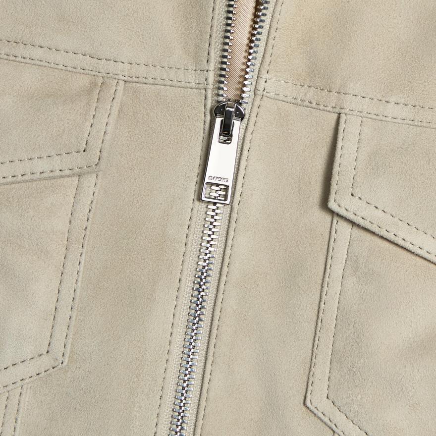SUEDE TRUCKER JACKET in PUMICE - Alternate Image 5