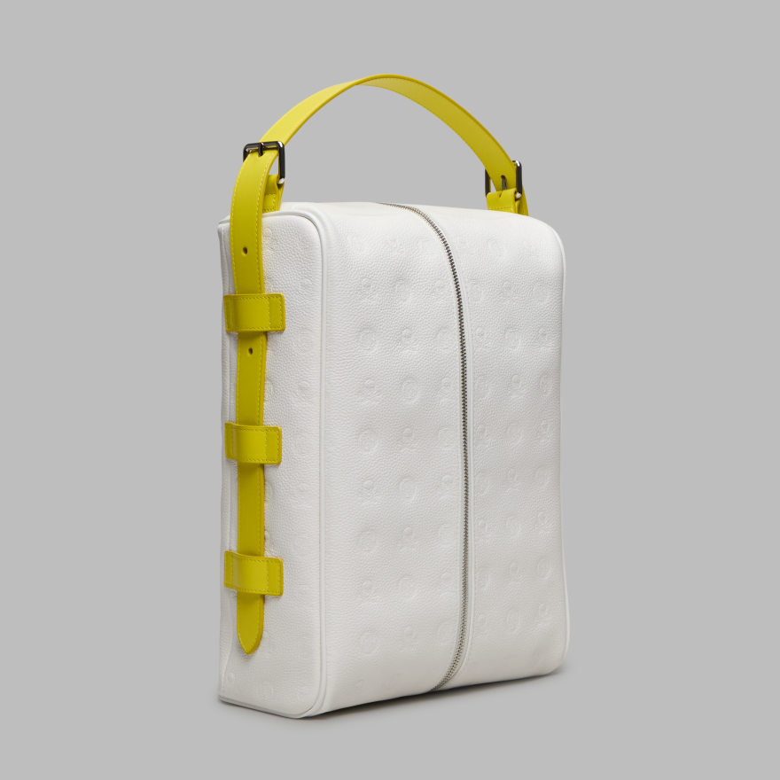 EMBOSSED LEATHER GOLF SHOE BAG - Alternate Image 2