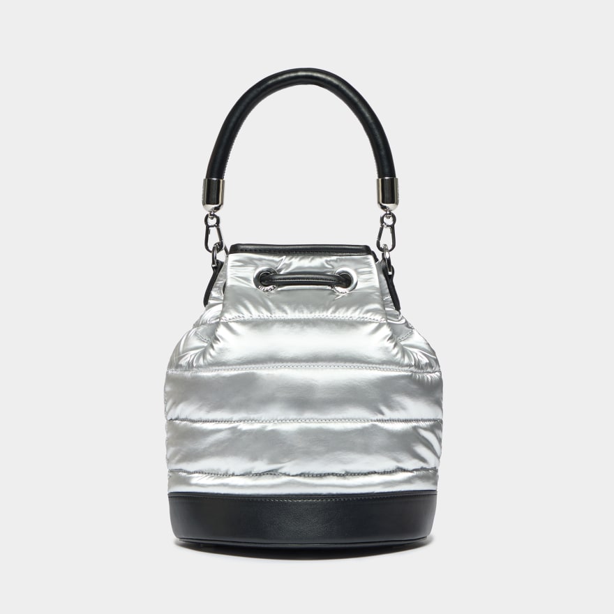 LTD RELEASE CIRCLE G'S QUILTED BUCKET BAG in Snow / Onyx - Alternate Image 2