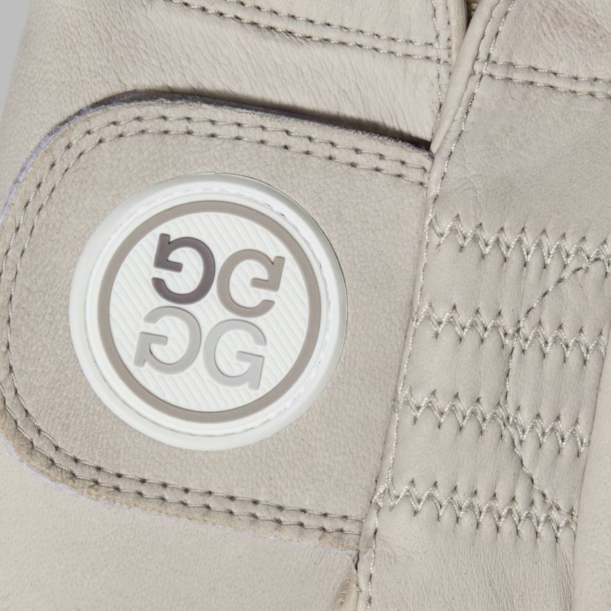 MEN'S SIGNATURE GOLF GLOVE in PUMICE - Alternate Image 1