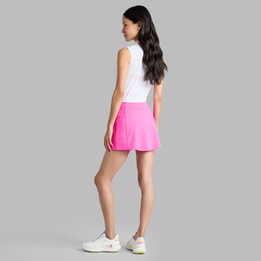 OFFSET STRIPE TECH PIQU&Eacute; SLEEVELESS POLO in SNOW / CENOTE - Alternate Image 3