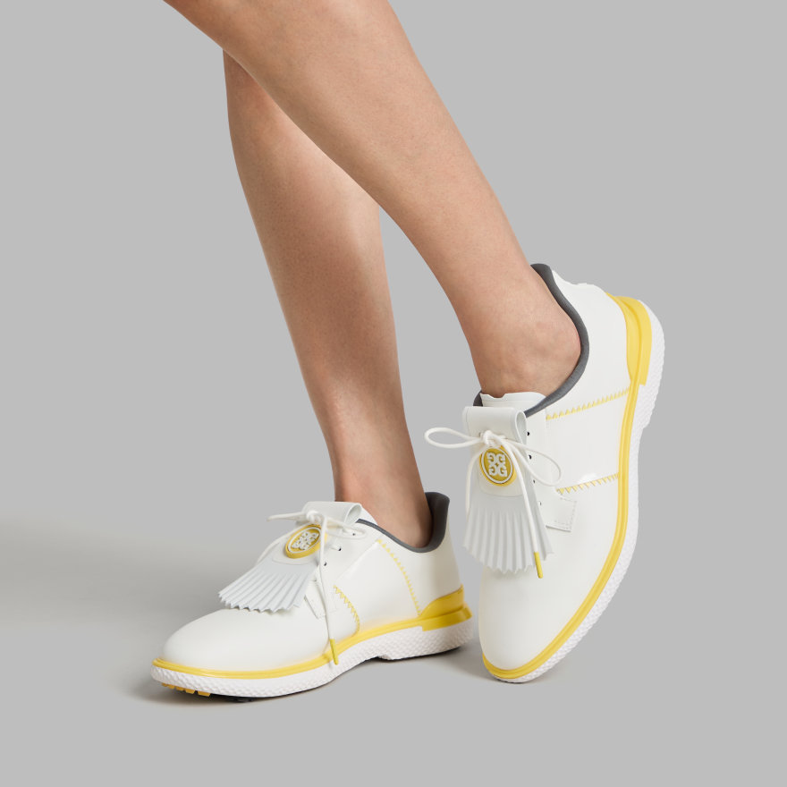 WOMEN'S GALLIVAN2R SIDE STRIPE KILTIE GOLF SHOE in SNOW/CANARY - Alternate Image 5